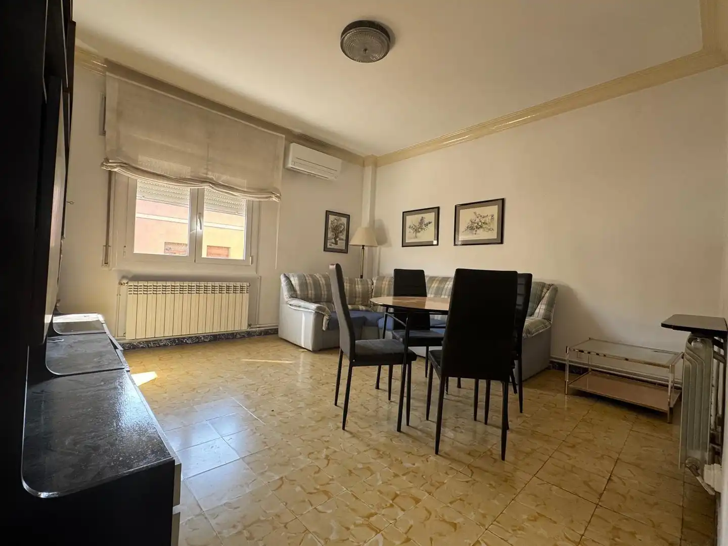 Sala d'estar de Pis en venda en Manresa amb Aire condicionat, Calefacció i Traster