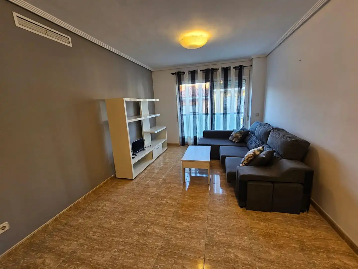 Living room of Flat for sale in Simat de la Valldigna  with Air Conditioner, Private garden and Balcony