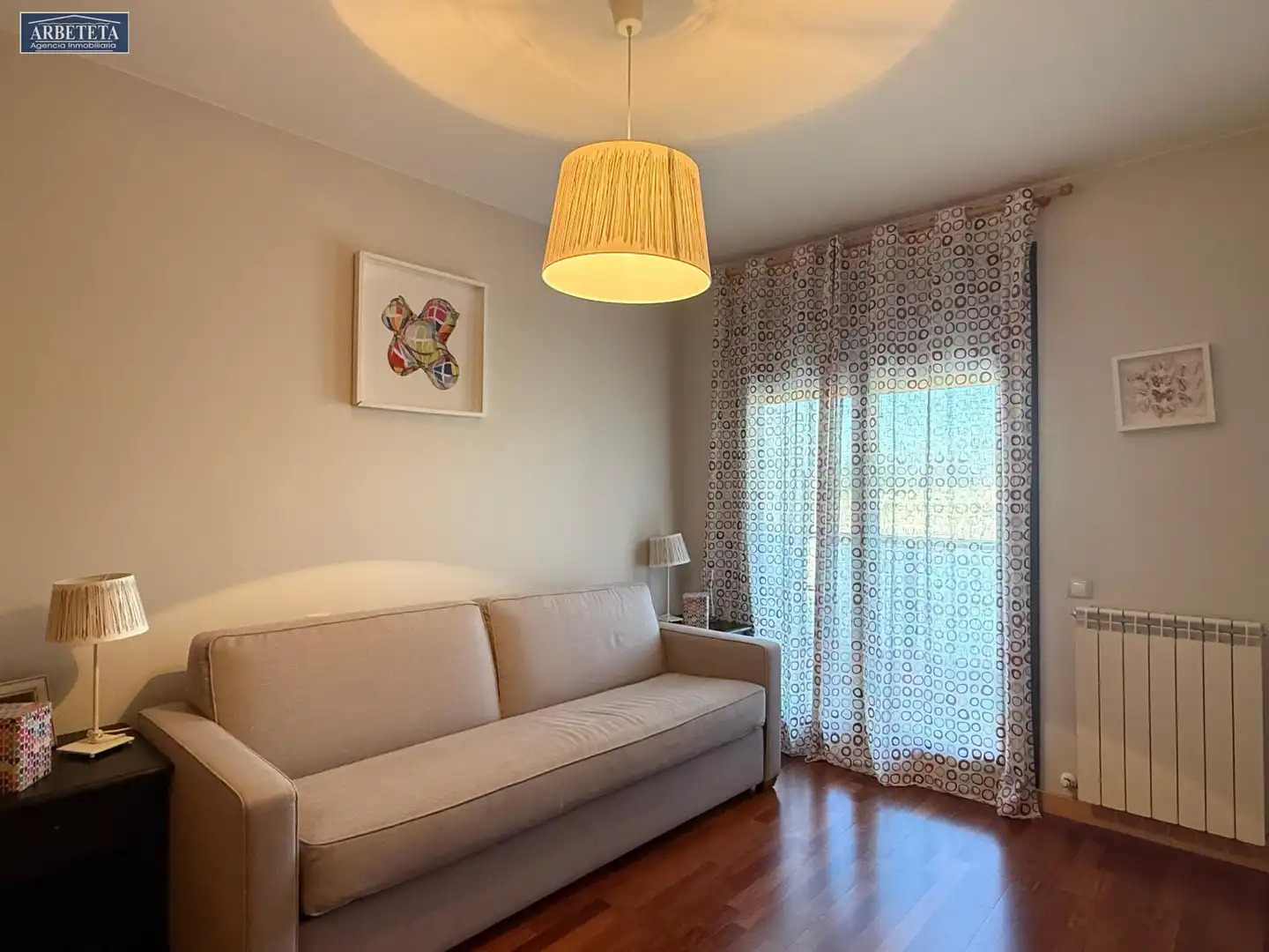 Sala de estar de Casa adosada en venta en Yebes con Aire acondicionado, Calefacción y Terraza