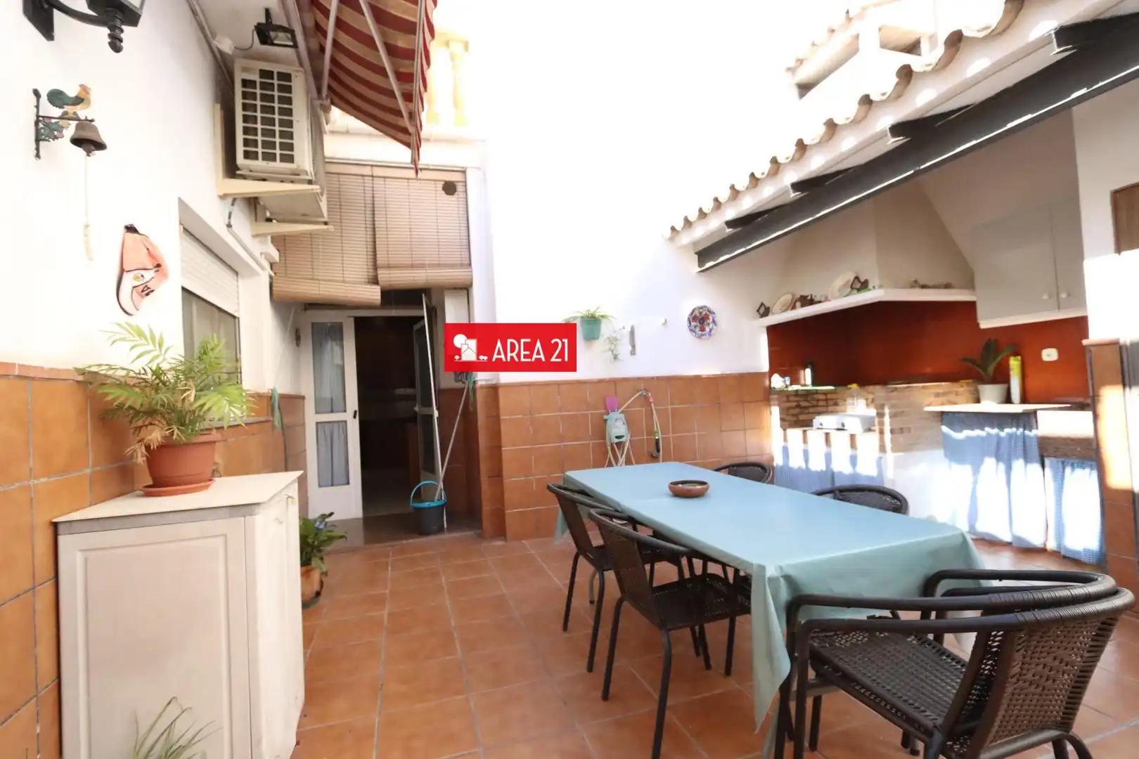 Jardín de Casa o chalet en venta en La Pobla de Vallbona con Aire acondicionado, Terraza y Trastero