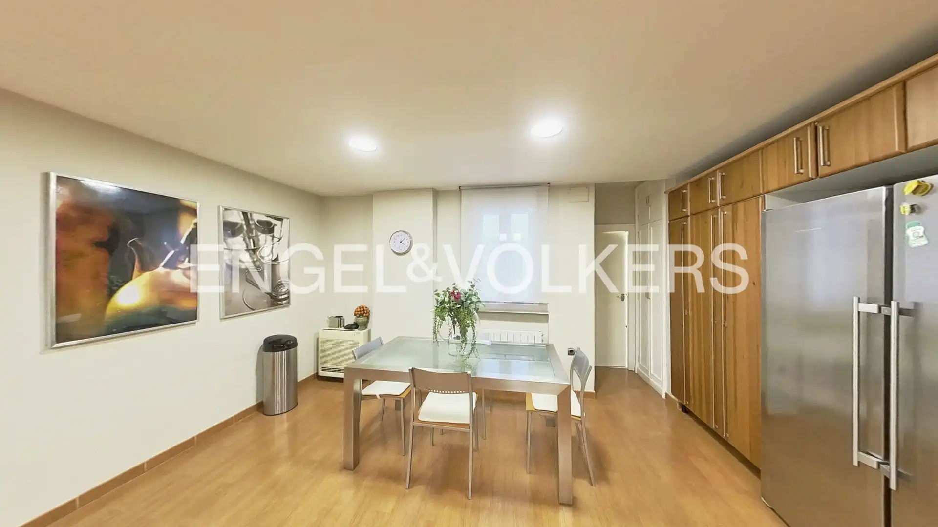 Flat for sale in Sevilla  with Air Conditioner, Heating and Terrace