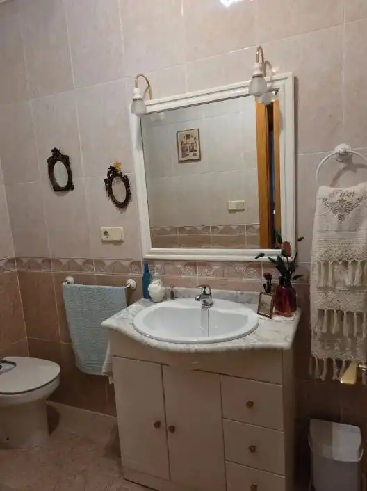 Bathroom of Houses for sale in Polinyà de Xúquer  with Furnished