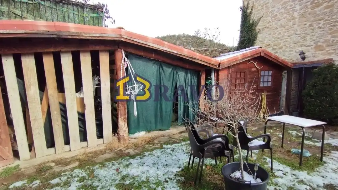 Jardín de Casa o chalet en venta en Merindad de Cuesta-Urria con Calefacción, Terraza y Amueblado