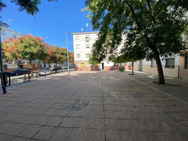 Exterior view of Flat for sale in  Sevilla Capital