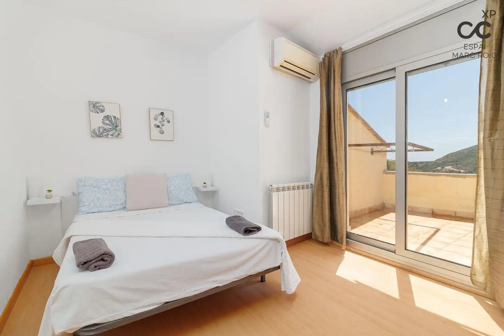 Bedroom of Attic for sale in Portbou  with Air Conditioner, Heating and Terrace