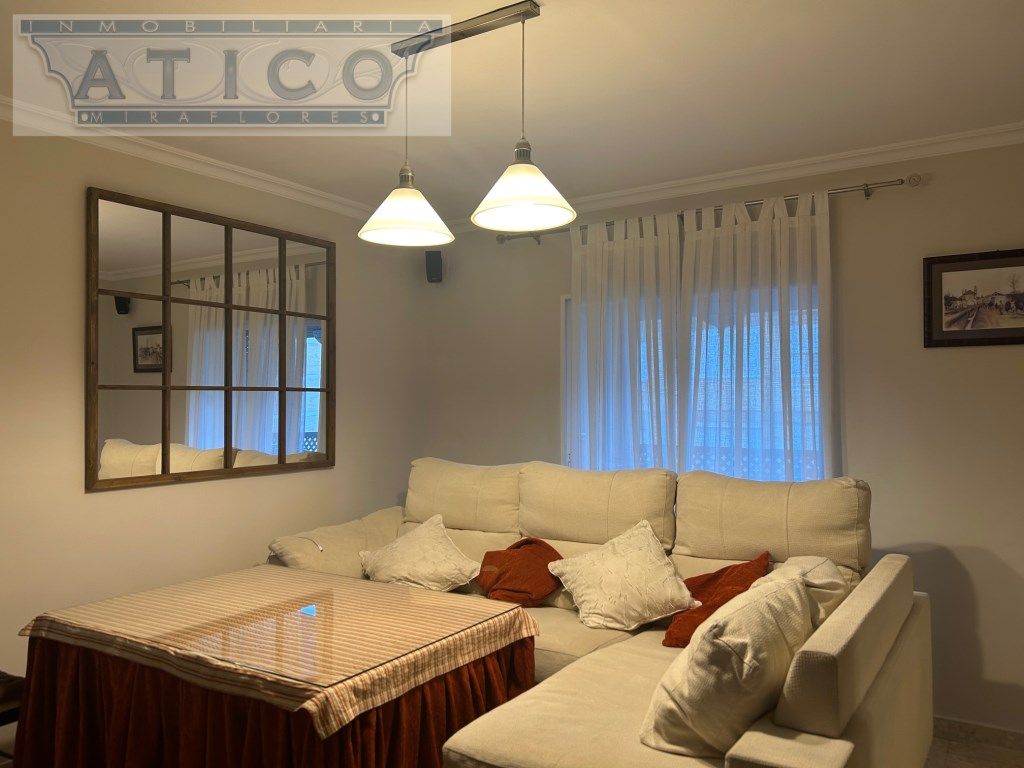 Sala d'estar de Pis en venda en  Sevilla Capital