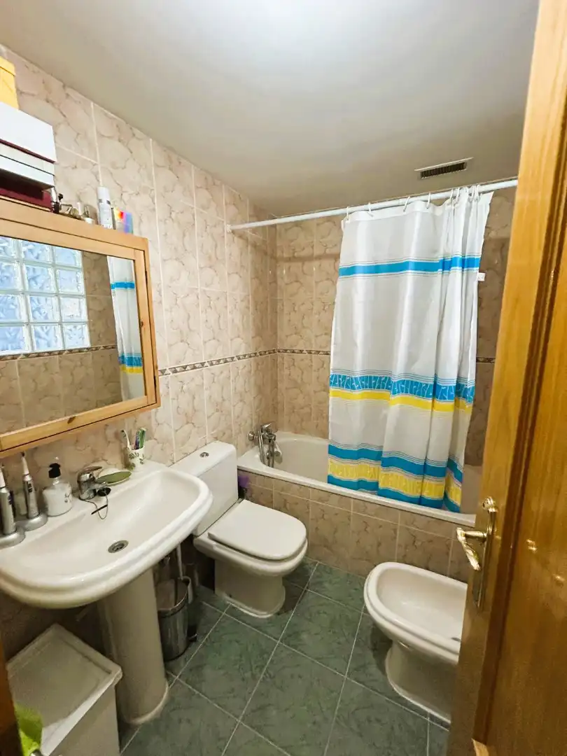 Baño de Casa adosada en venta en Manises con Terraza