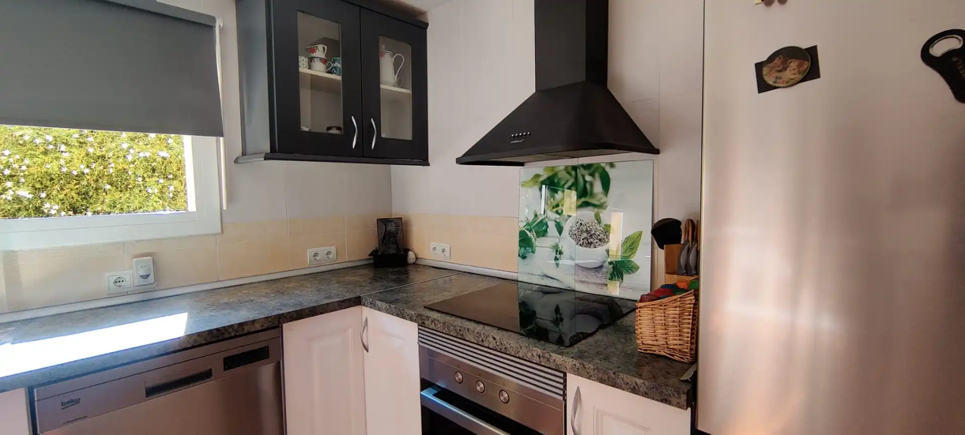 Cocina de Casa o chalet en venta en Cunit con Aire acondicionado, Calefacción y Jardín privado