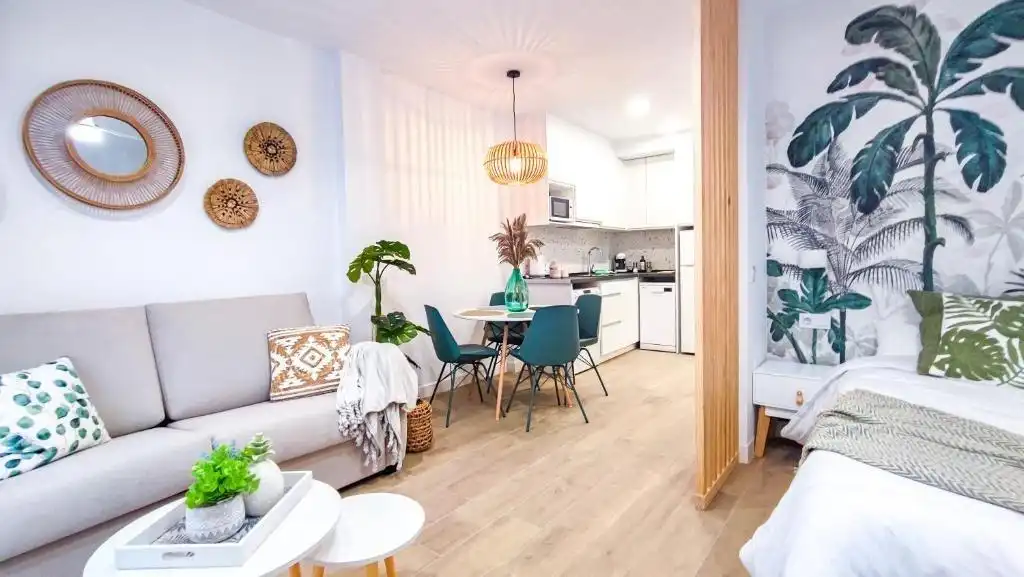 Sala de estar de Piso en venta en Marbella con Aire acondicionado, Jardín privado y Terraza