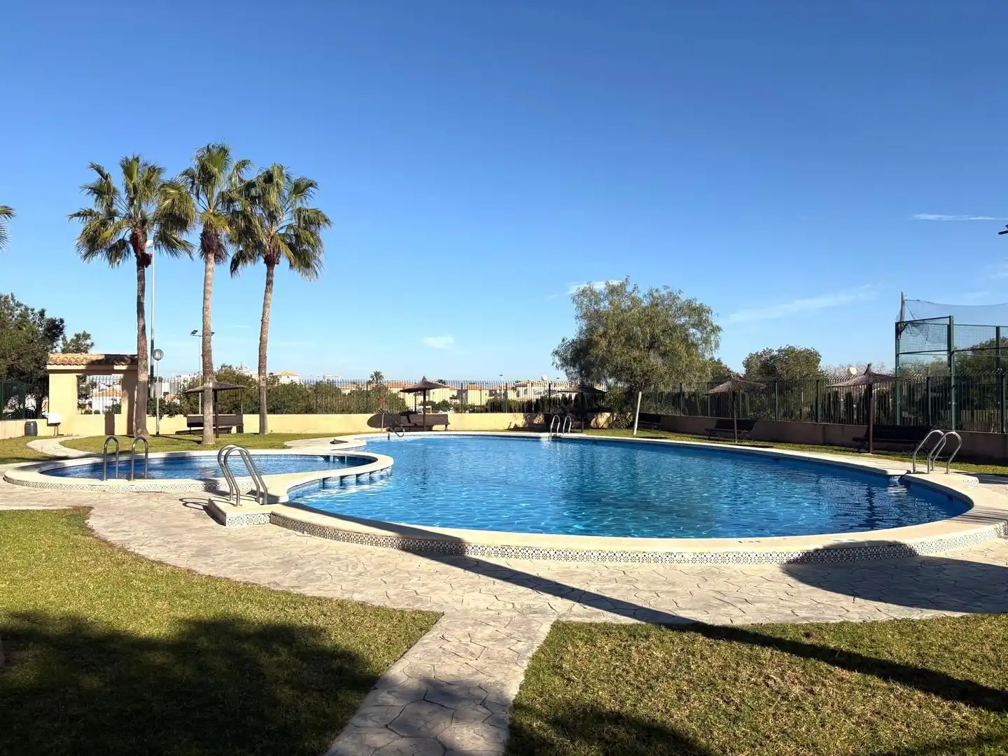 Bungalow con piscina in vendita a Orihuela Costa, imagen 35