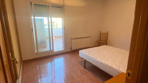 Foto 3 de Casa adosada en venda a Calle el Tesoro, Casas de Benítez, Cuenca