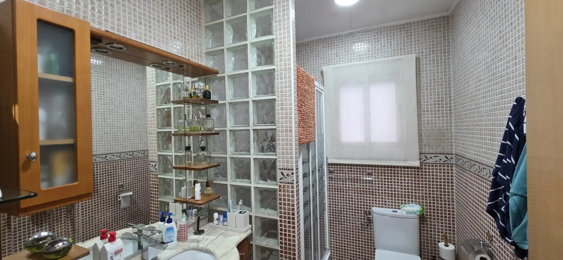Bathroom of Flat for sale in Centre