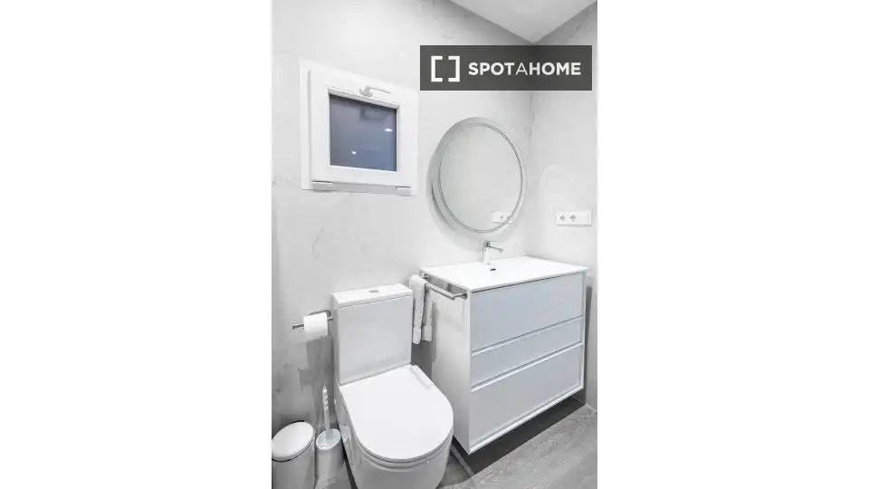 Flat with terrace to rent in L'Eixample, imagen 13