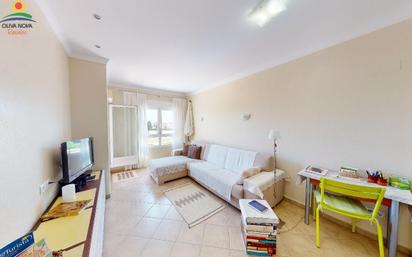Sala d'estar de Apartament en venda en Oliva amb Aire condicionat i Terrassa