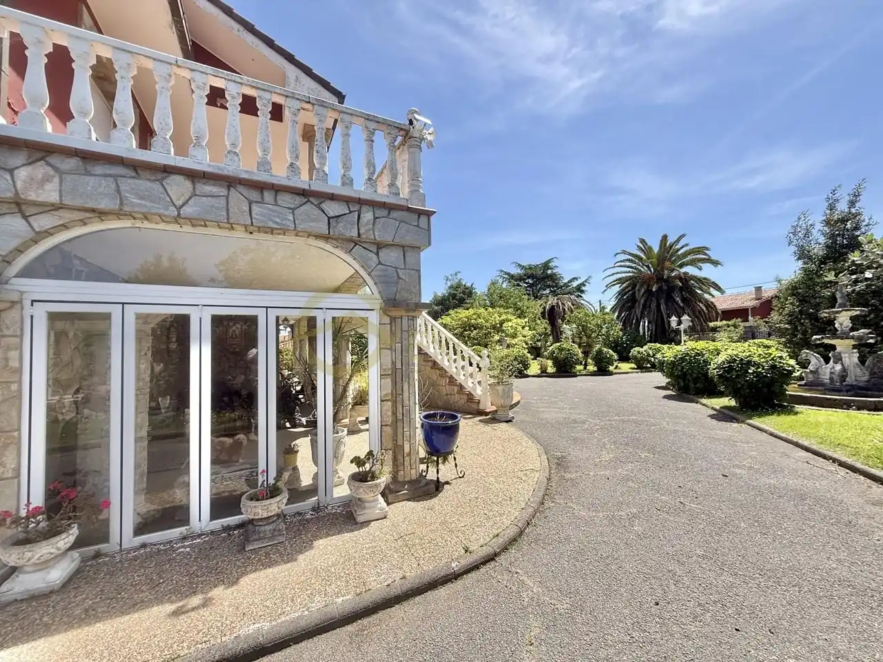 Vista exterior de Casa o chalet en venta en Castrillón con Calefacción, Jardín privado y Parquet