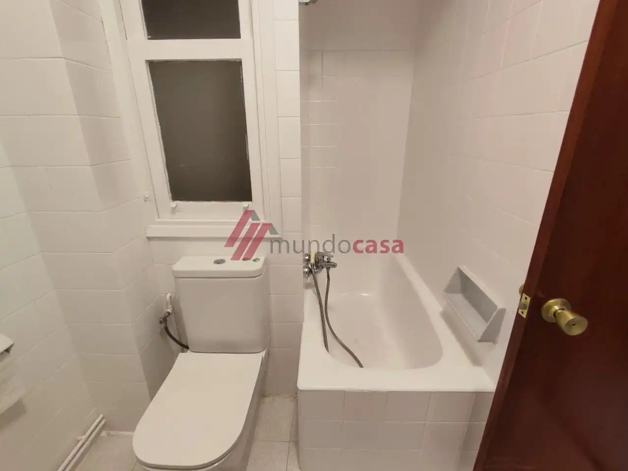 Baño de Piso de alquiler en Ferrol con Calefacción y Amueblado