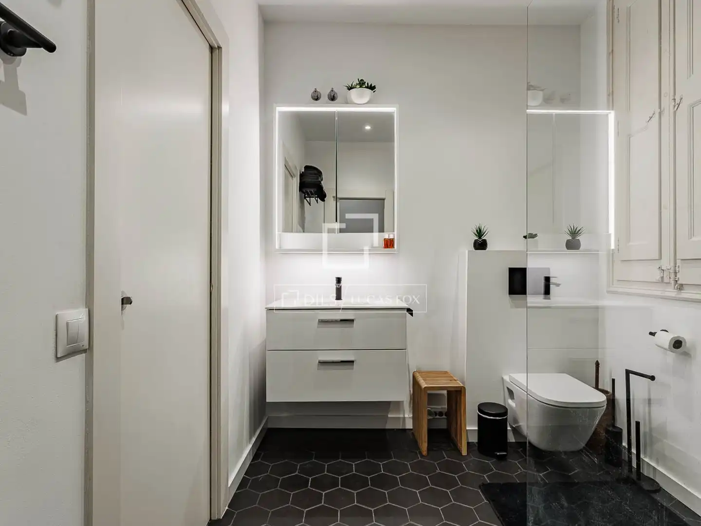 Baño de Piso en venta en Barcelona con Aire acondicionado y Balcón