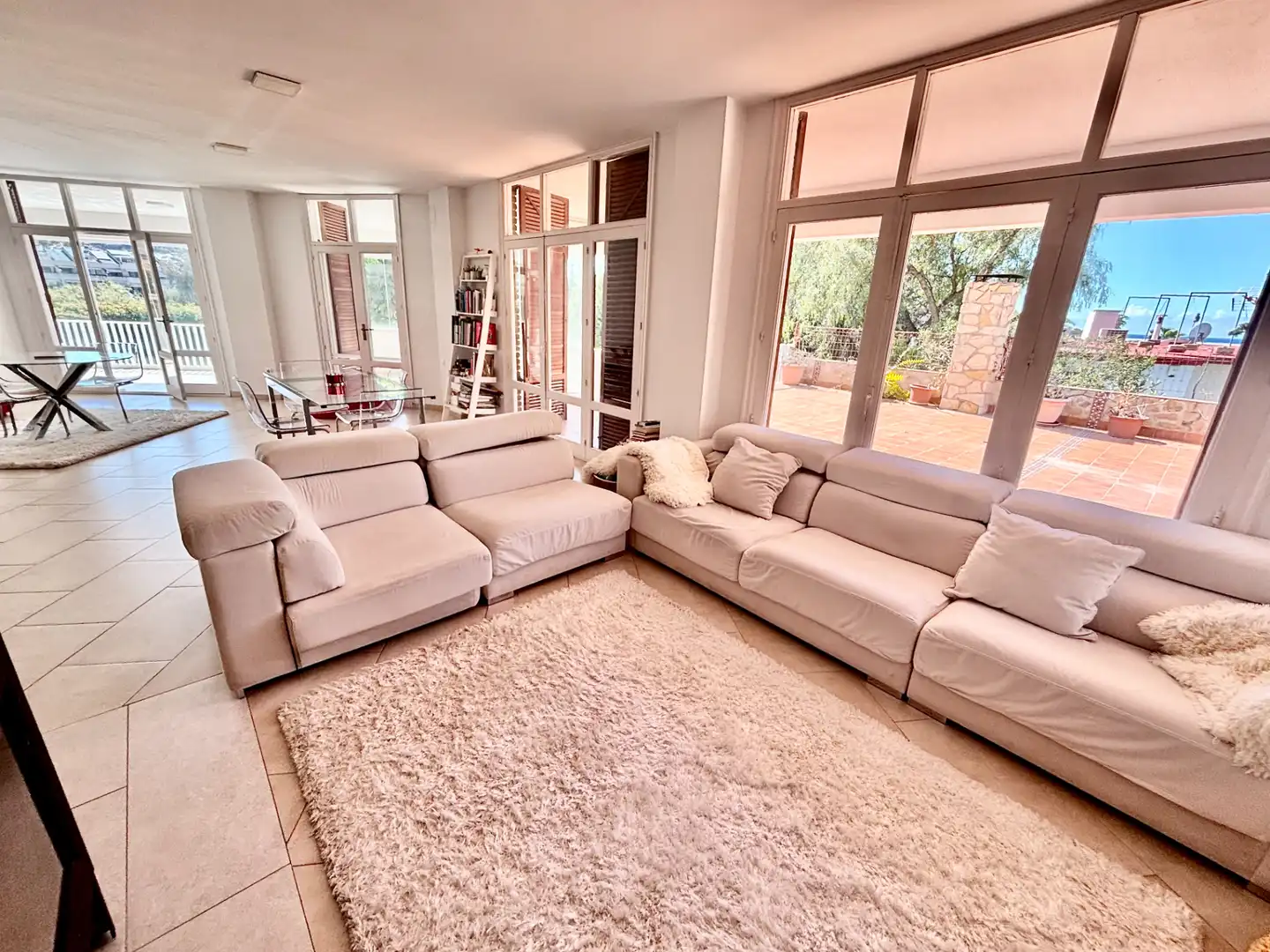 Sala d'estar de Casa o xalet en venda en Alicante / Alacant amb Jardí privat, Terrassa i Traster