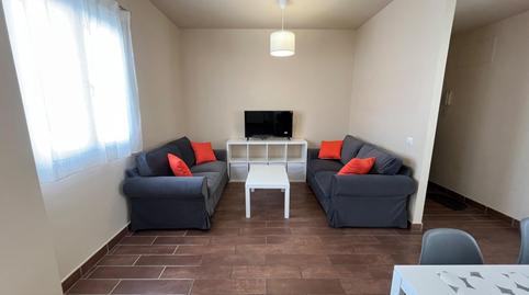 Foto 2 de Pis per a compartir a Avenida Reyes Catolicos, Centro - Doña Mercedes, Sevilla