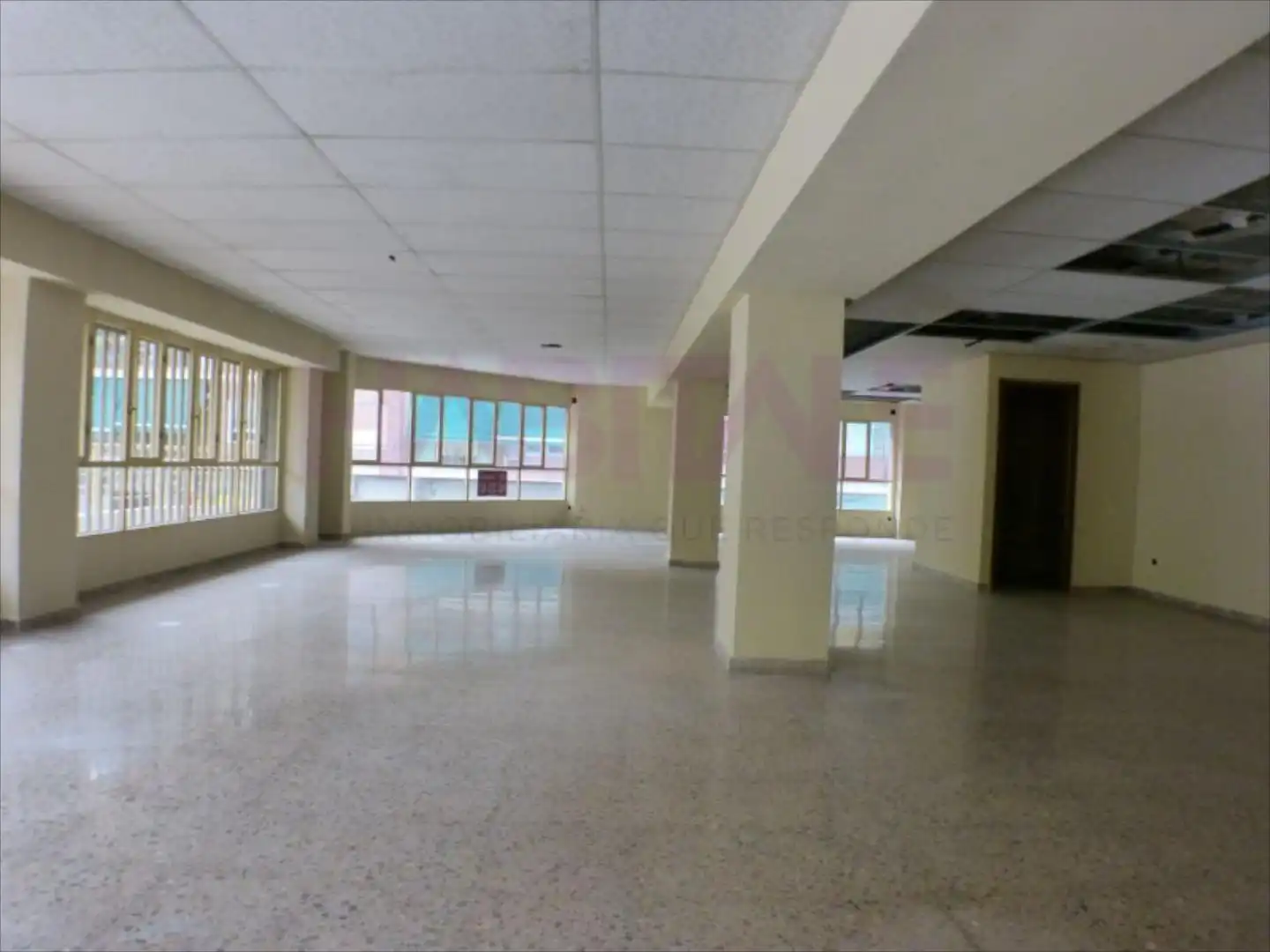 Büro mit Aufzug zum Verkauf in Florida - Ciudad de Asís, imagen 19