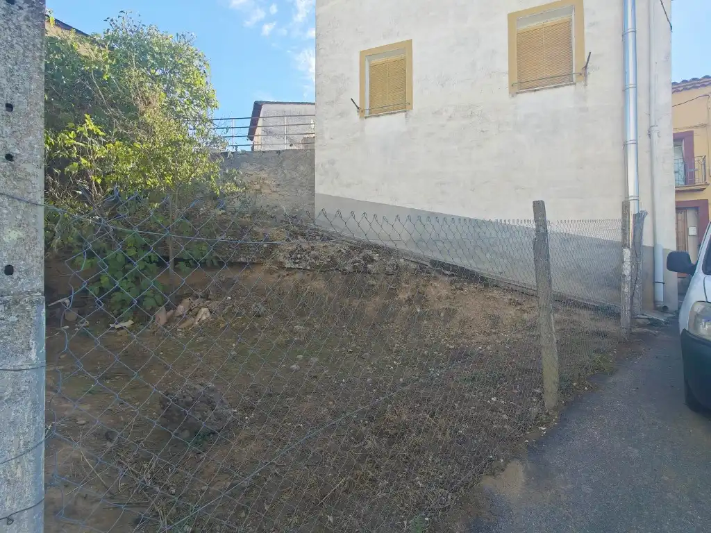 Houses for sale in Graus, Huesca