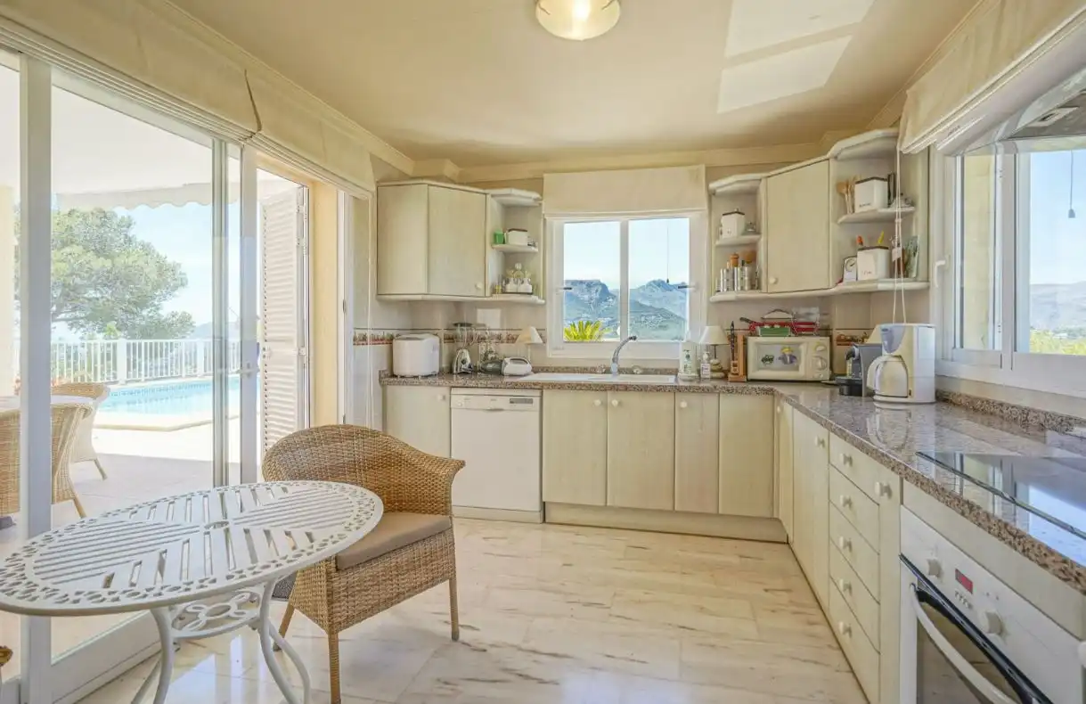Chalet con terraza en venta en La Empedrola, imagen 8