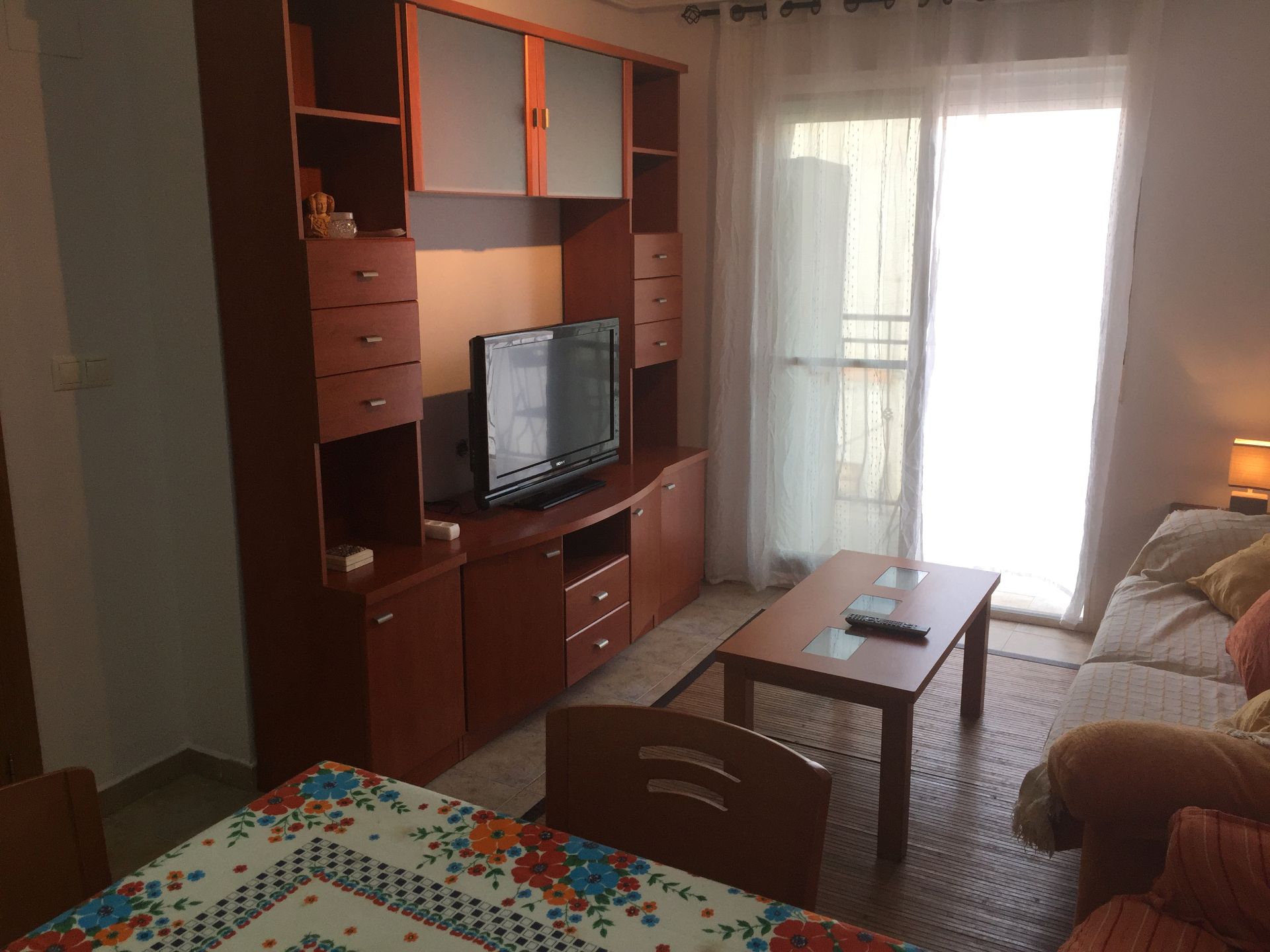 Sala d'estar de Àtic de lloguer en Santa Pola amb Aire condicionat, Calefacció i Moblat