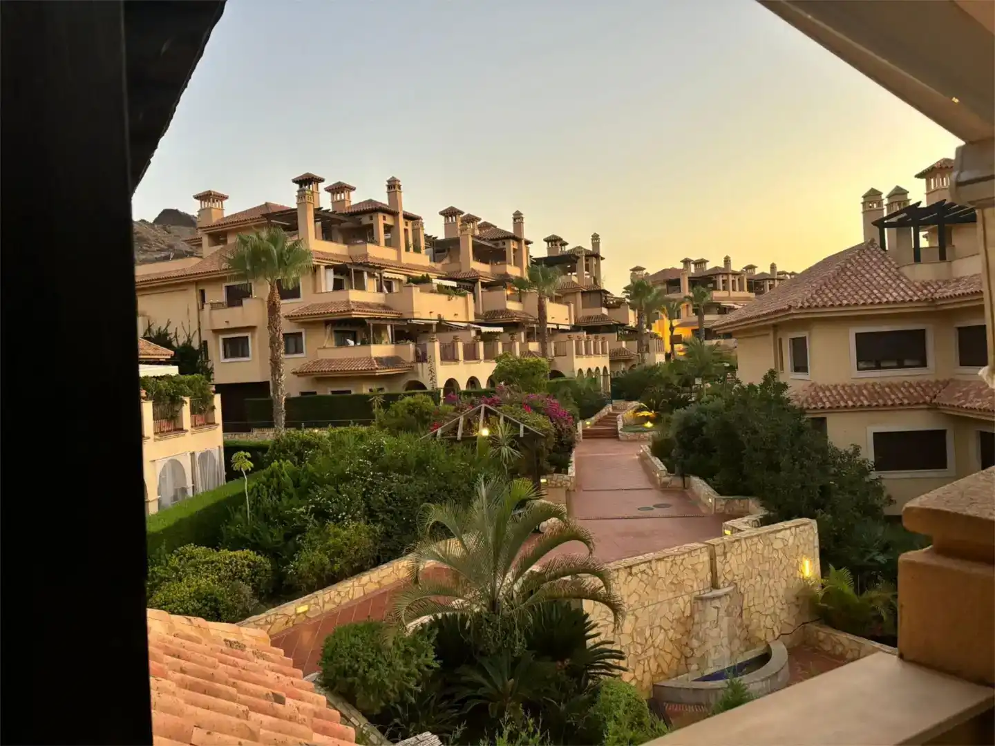 Vista exterior de Àtic en venda en Águilas amb Aire condicionat i Balcó