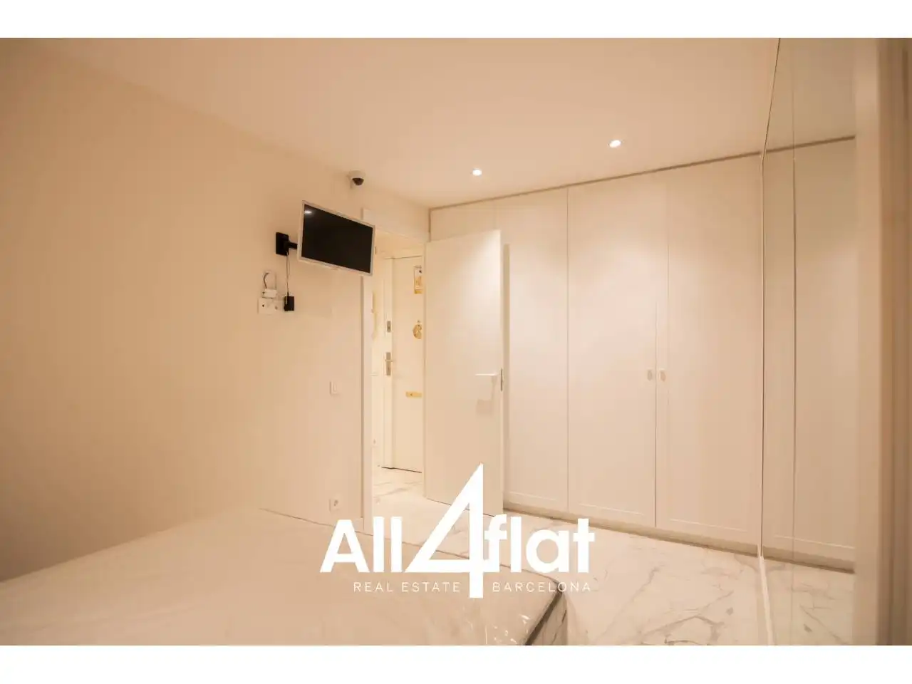 Flat with lift for sale in Calle Villarroel, imagen 29