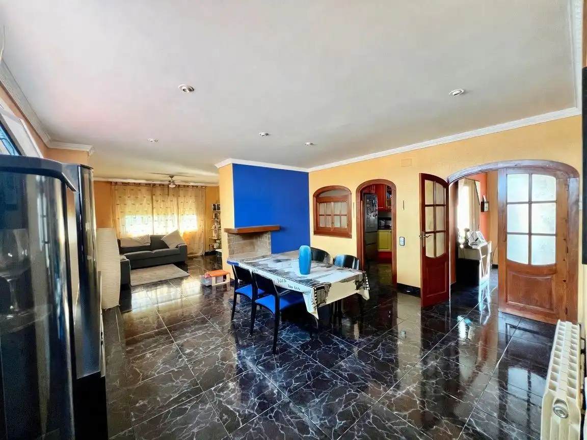 Living room of Houses for sale in Roda de Berà  with Heating, Private garden and Terrace