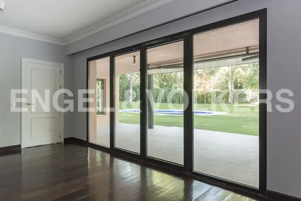 Garden of Houses for rent in Pozuelo de Alarcón  with Air Conditioner, Heating and Private garden