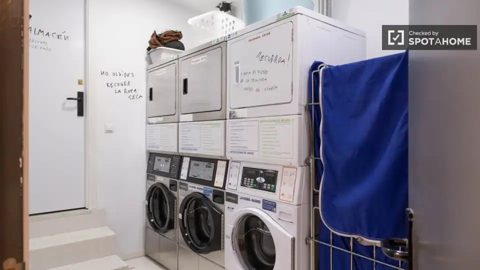 Casa o xalet per a compartir en Madrid amb Aire condicionat, Terrassa i Moblat