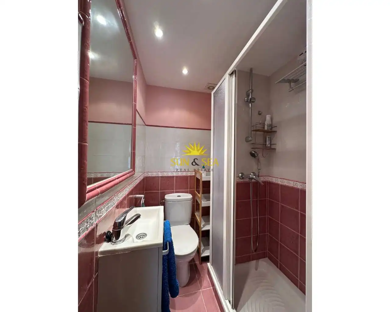 Baño de Piso de alquiler en Calpe / Calp con Aire acondicionado, Calefacción y Jardín privado