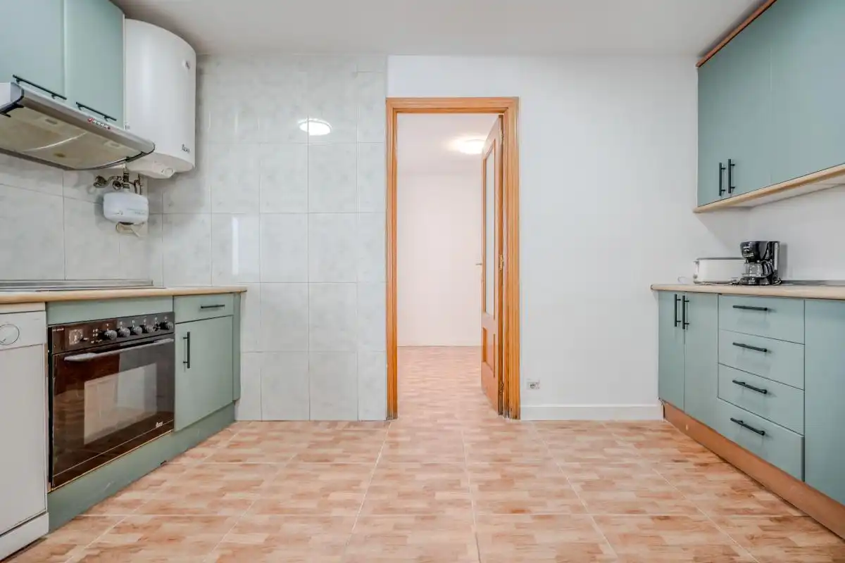 Cuina de Casa adosada en venda en Arganda del Rey amb Calefacció i Traster