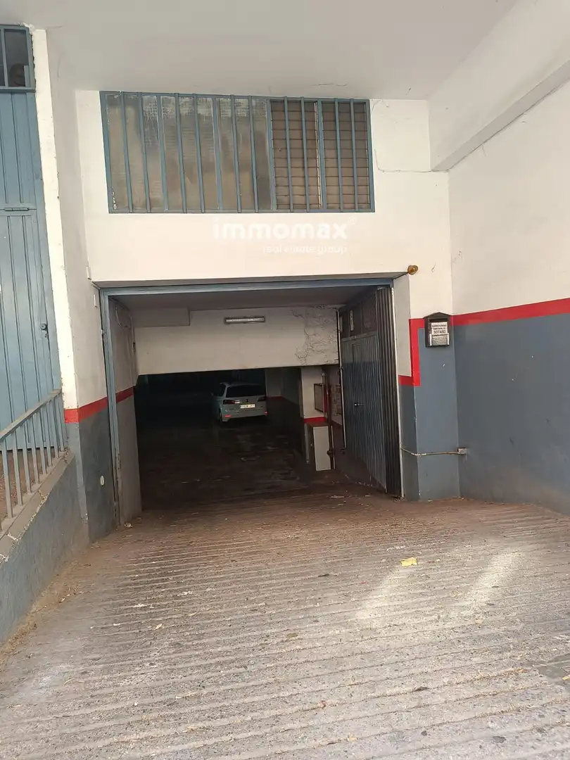 Aparcament de Garatge de lloguer en Esplugues de Llobregat
