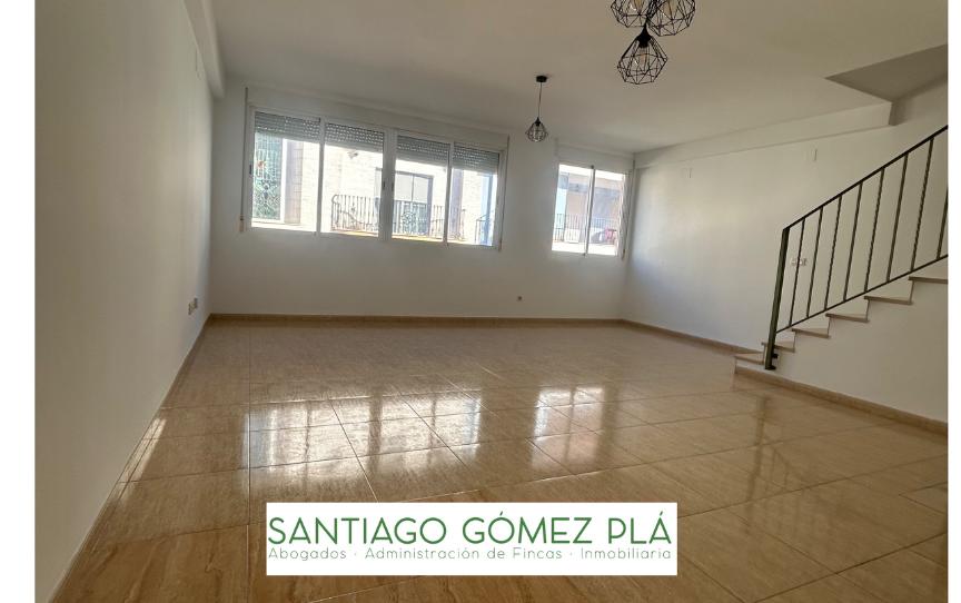 Photo 1 of Single-family semi-detached for sale in Carrer de Juan Abargues, Real de Gandia, Valencia