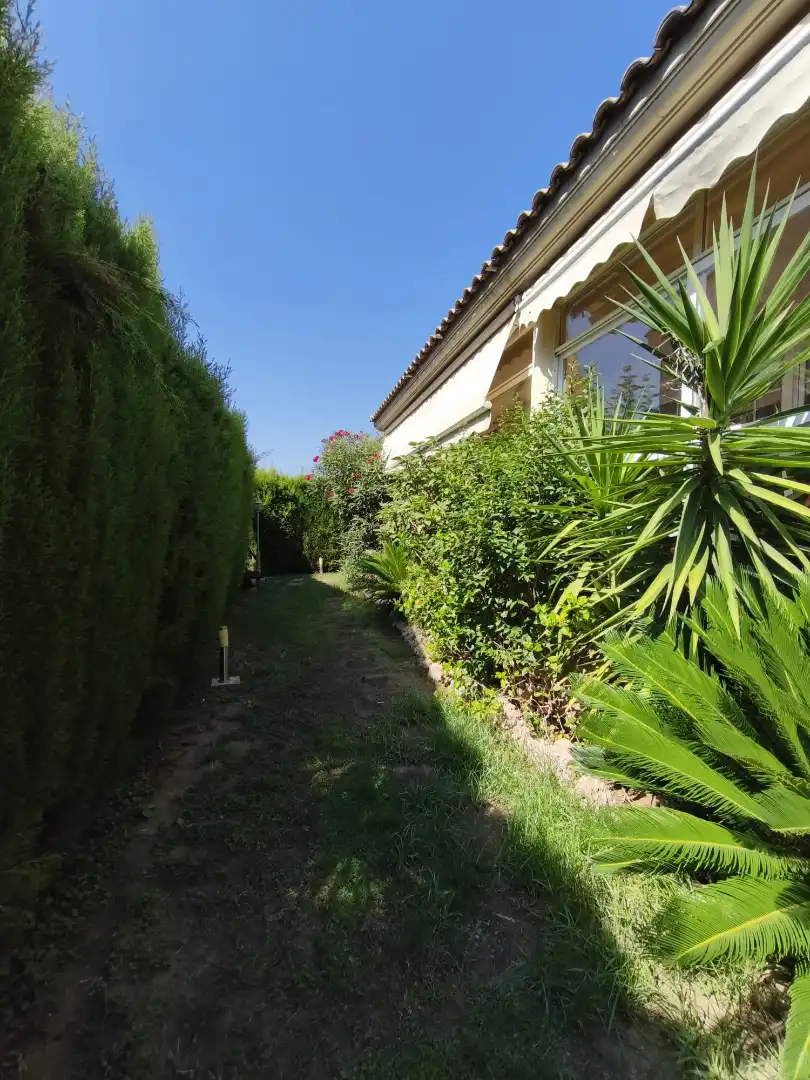 Garden of Houses for sale in Cambrils  with Air Conditioner, Heating and Private garden