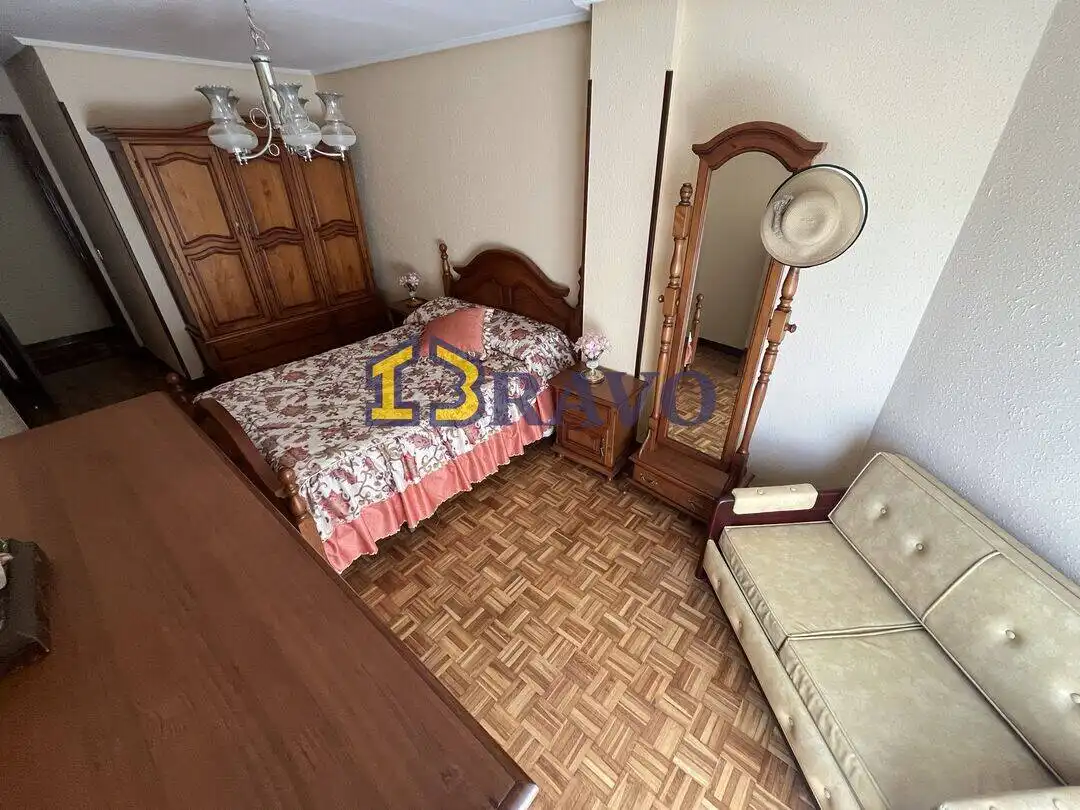Bedroom of Flat for sale in Medina de Pomar  with Heating, Furnished and Balcony