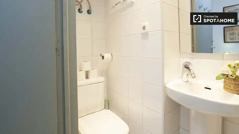 Habitació a Barcelona, Barcelona