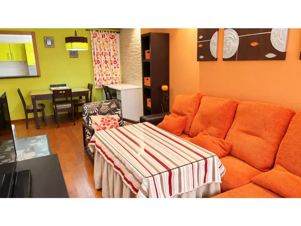 Piso con ascensor en venta en Levante