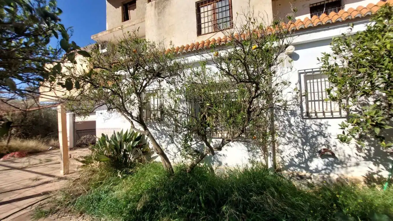 Residential for sale in Ugíjar
