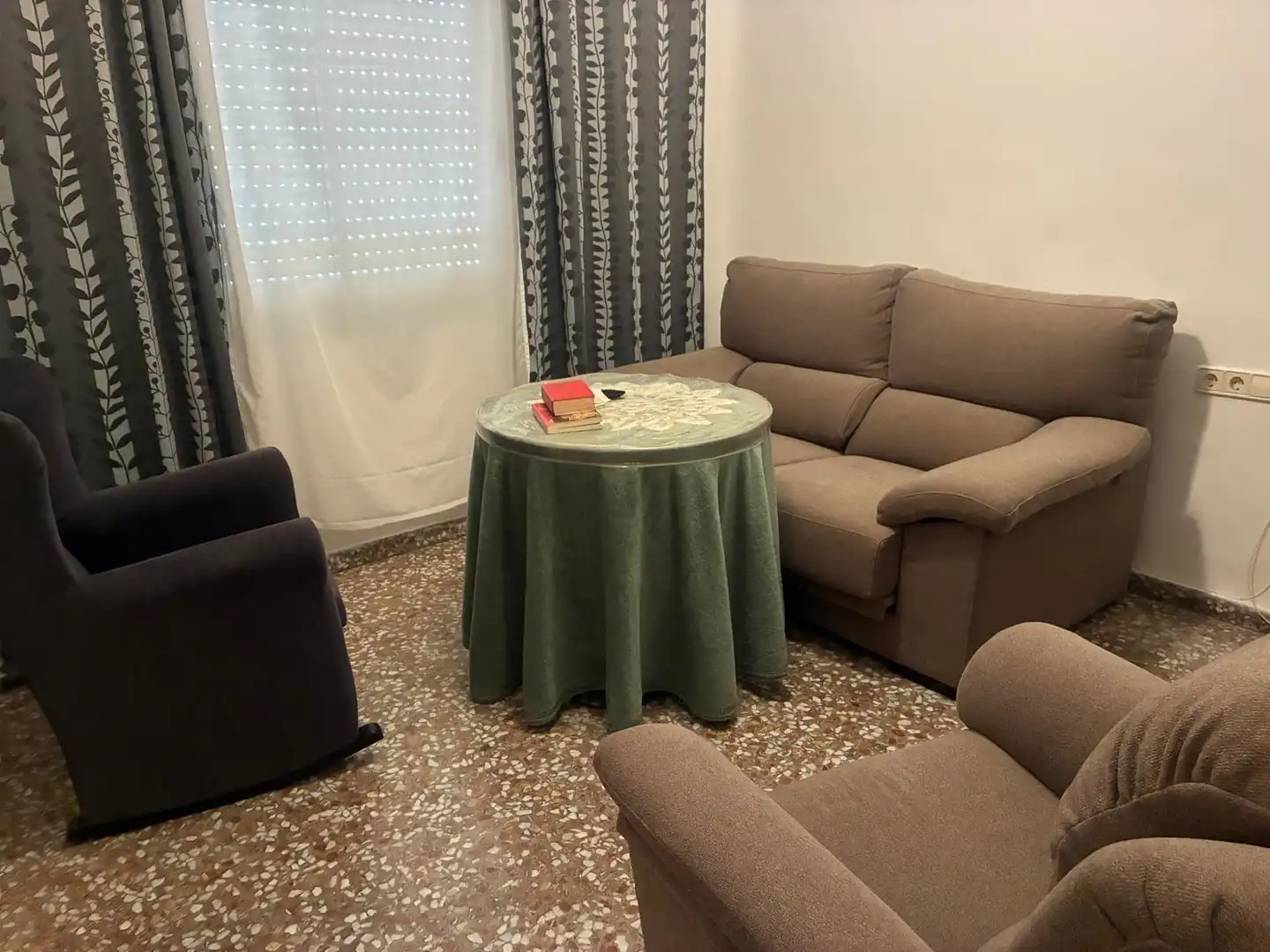 Sala d'estar de Casa o xalet en venda en Murcia amb Jardí privat, Terrassa i Traster