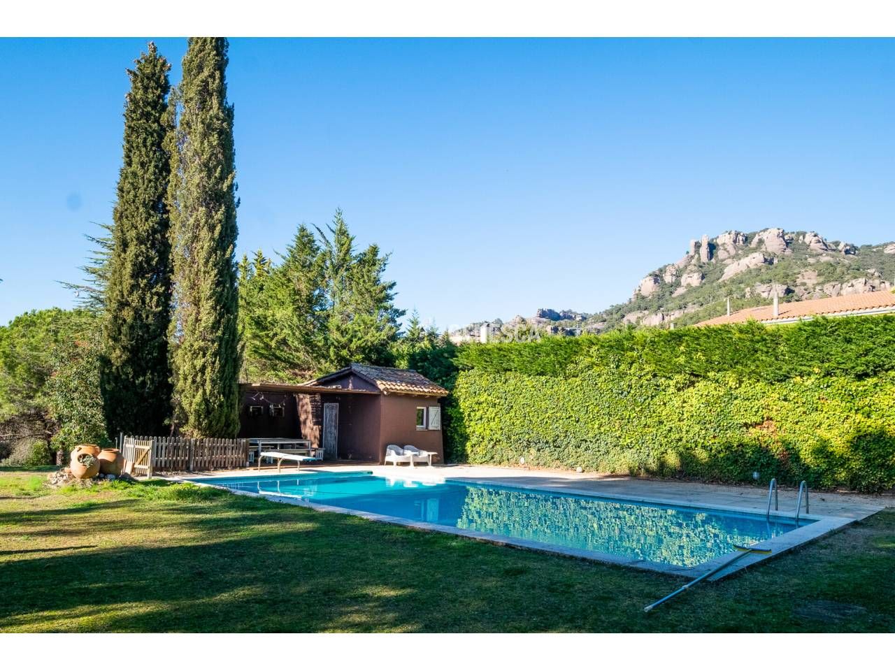 Piscina de Casa o xalet en venda en Matadepera amb Calefacció, Jardí privat i Parquet
