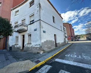 Vista exterior de Casa adosada en venda en Tàrrega