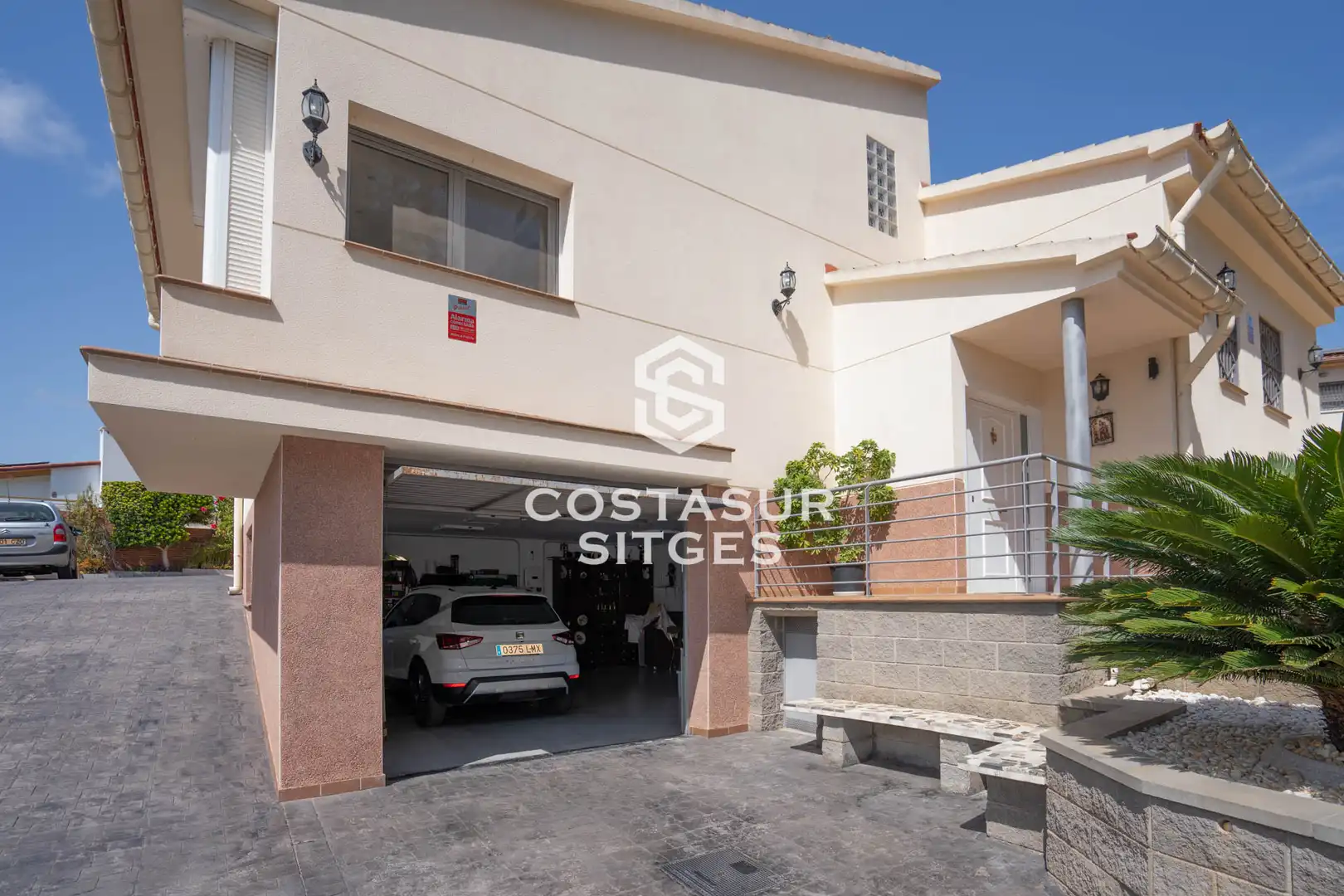 Casa amb terrassa en venda a Avinguda Til·lers, imagen 2