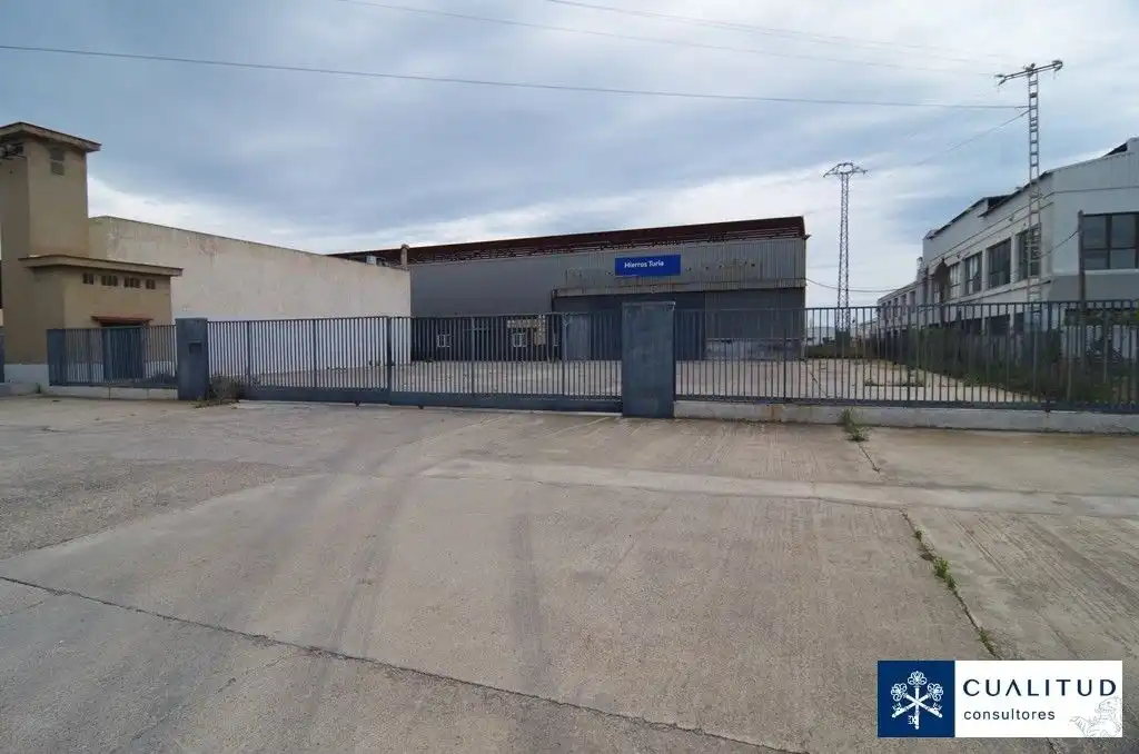 Nave industrielle à louer à Oeste