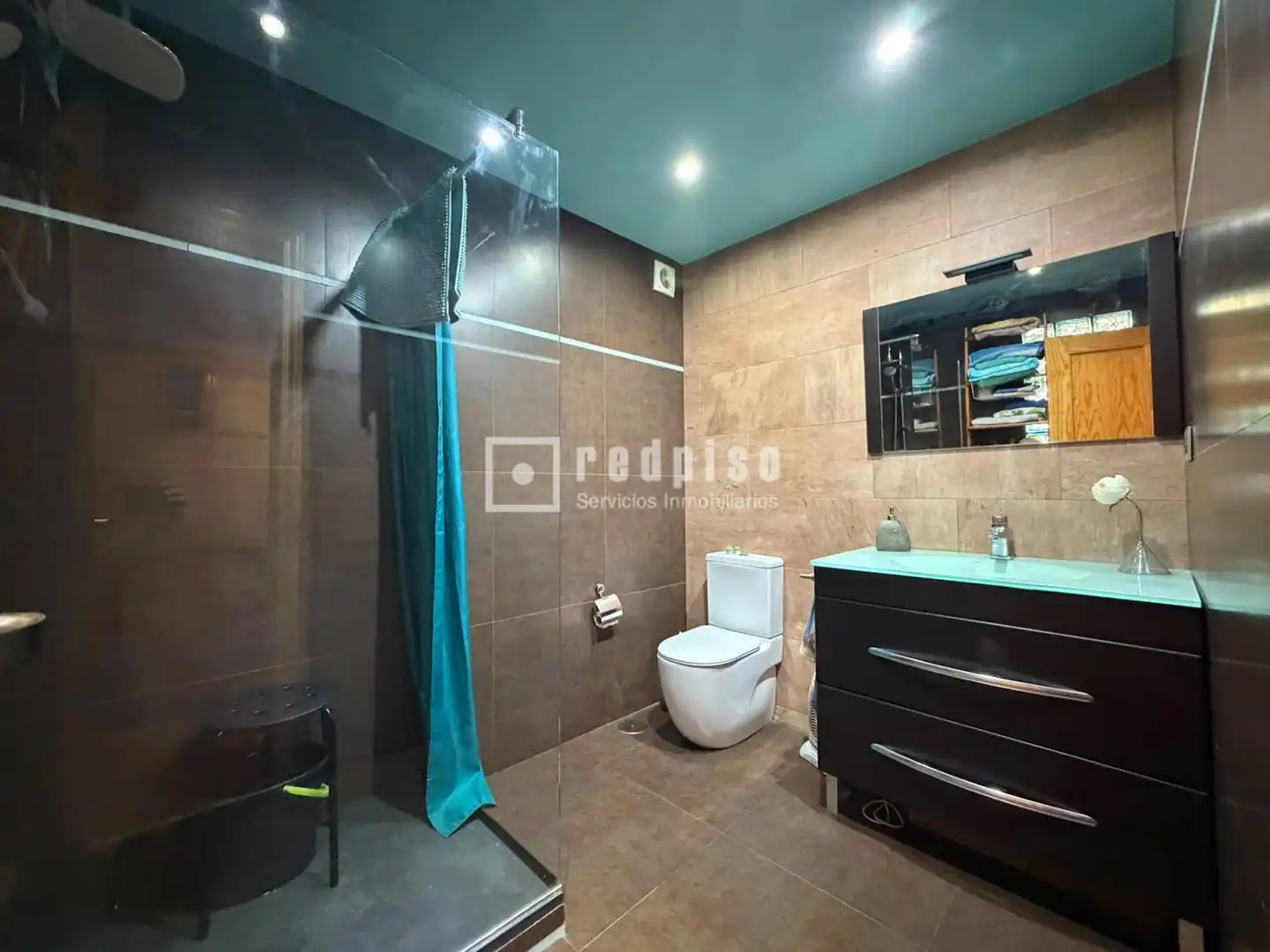Baño de Piso en venta en Madrid con Aire acondicionado, Calefacción y Parquet