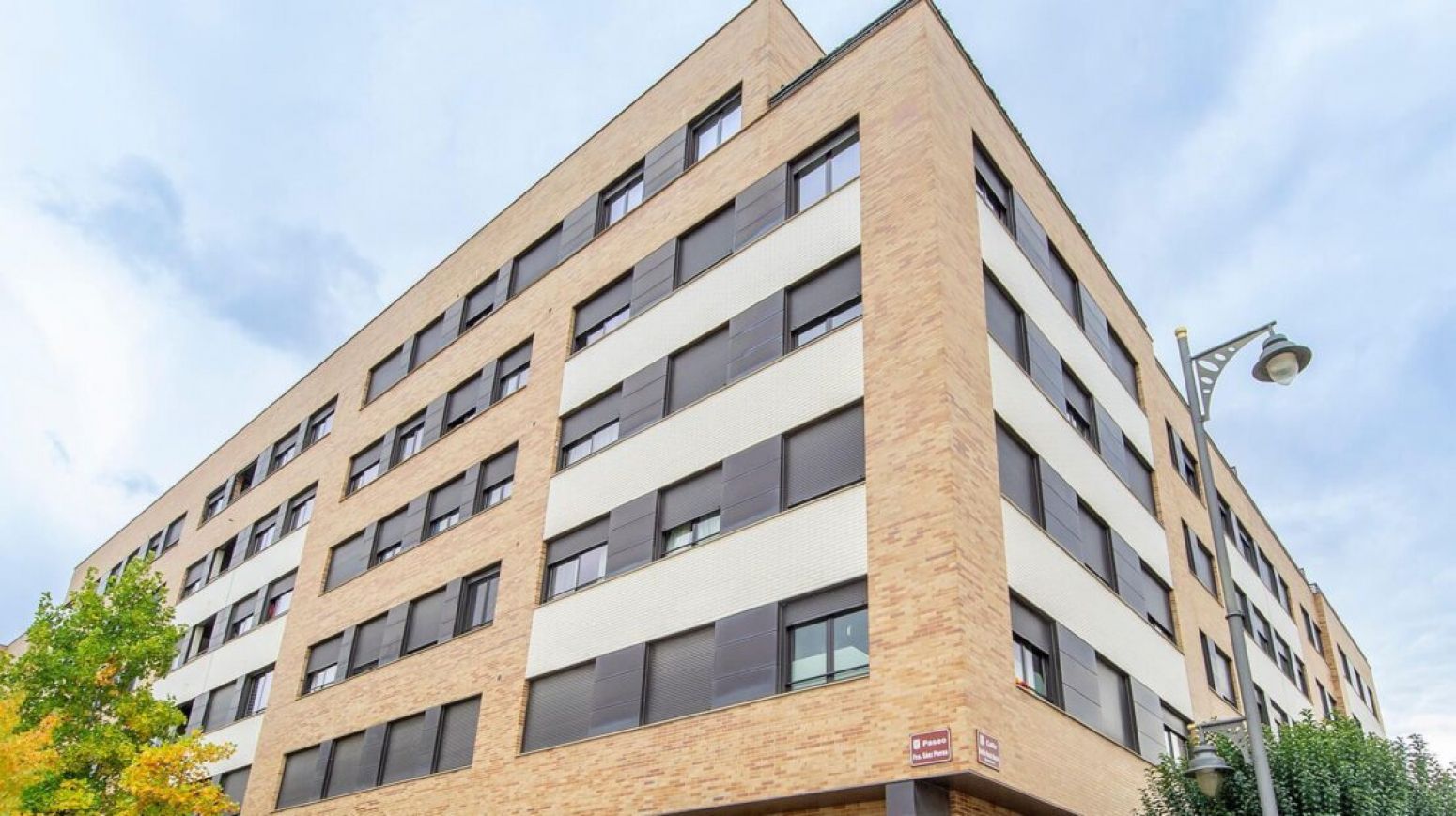 Exterior view of Flat for sale in  Logroño  with Air Conditioner, Heating and Terrace
