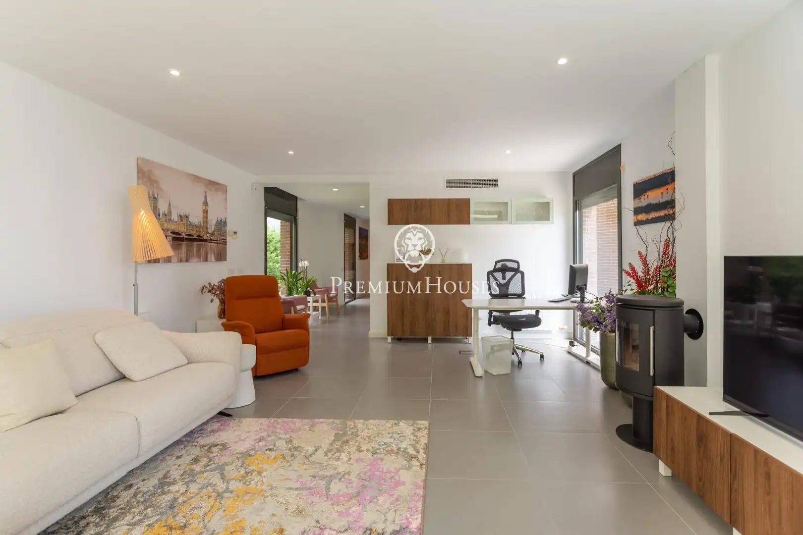 Sala d'estar de Casa o xalet en venda en Sant Andreu de Llavaneres amb Aire condicionat, Calefacció i Jardí privat