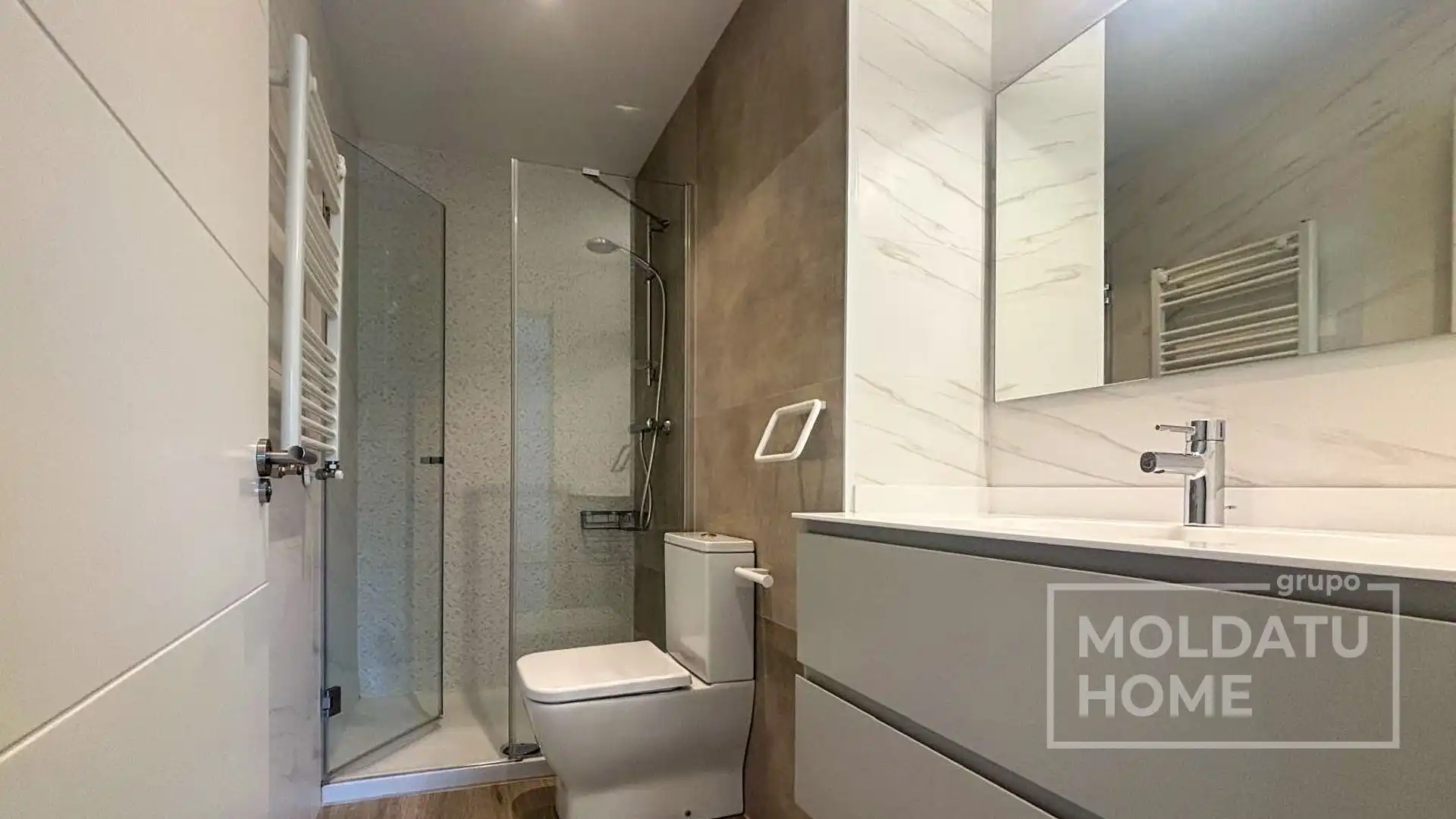 Baño de Piso de alquiler en Lasarte-Oria con Calefacción y Terraza